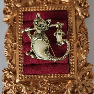 Goldtone Cat Brooch with Fish &  Cream Inlay - Elegant Cat Pin